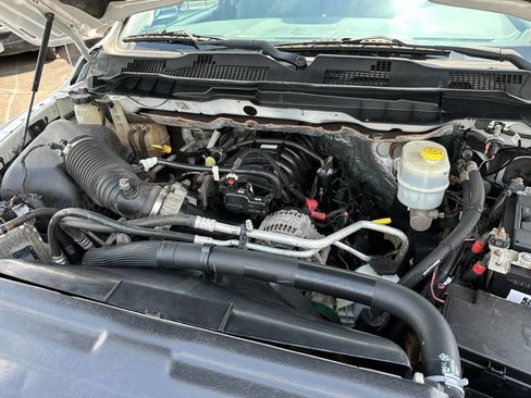 Used 2015 RAM 2500 Tradesman w/ Power & Remote Entry Group image 25