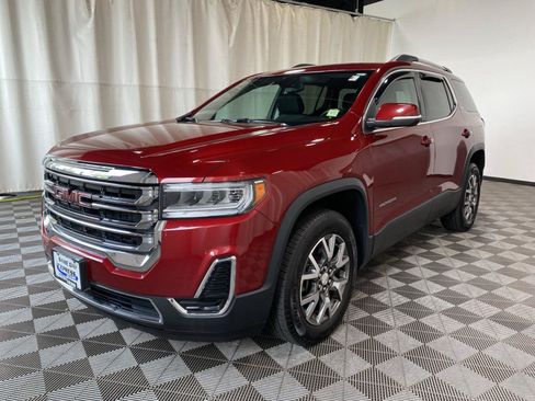 Used 2020 GMC Acadia SLE w/ Driver Convenience Package AWD/4WD image 3