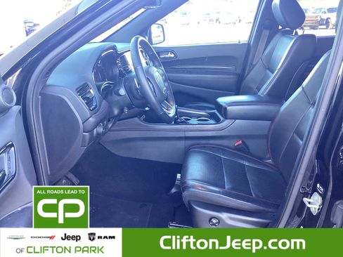 Certified 2023 Dodge Durango GT image 9