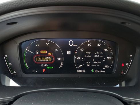 Certified 2025 Honda Civic Sport Touring image 14