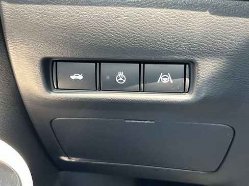 New 2026 Nissan Sentra SL FWD image 38
