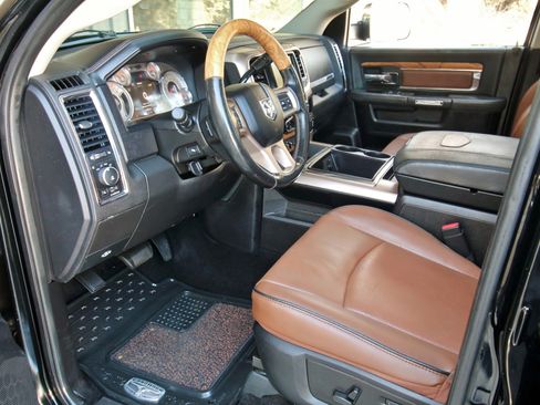 Used 2013 RAM 2500 Longhorn w/ Convenience Group image 21