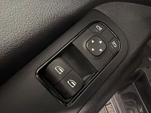 Used 2022 Mercedes-Benz Sprinter 3500 image 13