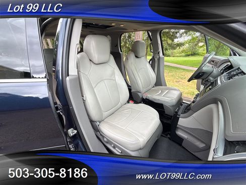 Used 2017 GMC Acadia Limited SLT image 15