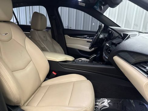 Used 2021 Cadillac CT5 Premium Luxury RWD image 21