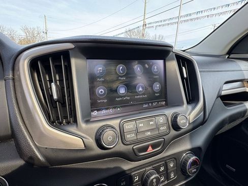 Used 2018 GMC Terrain Denali w/ Advanced Safety Package image 28