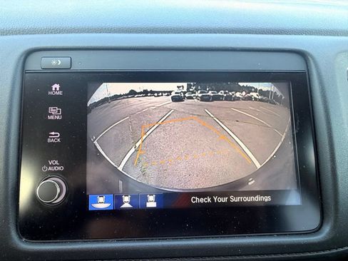 Used 2019 Honda HR-V Touring image 22