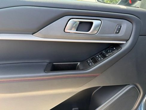 New 2026 Ford Explorer ST-Line w/ ST-Line Street Pack AWD/4WD image 22