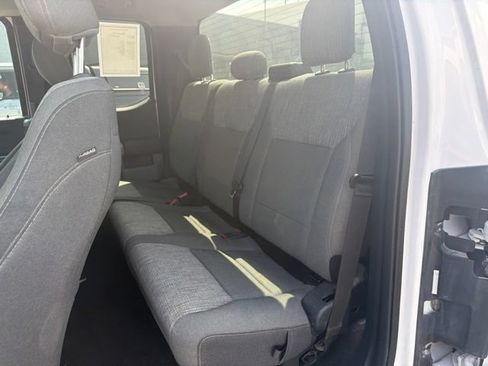 Used 2021 Ford F150 XLT RWD image 11