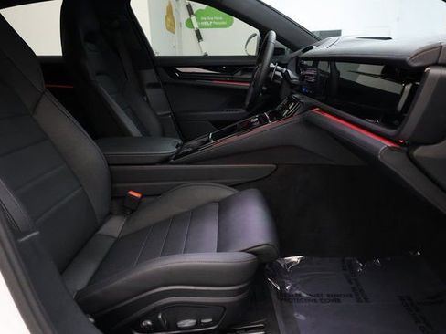 Used 2024 Porsche Panamera 4 image 81
