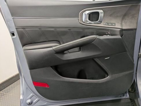 Certified 2024 Kia Sorento SX Prestige image 8