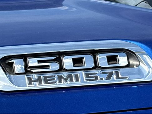 Used 2019 RAM 1500 Big Horn AWD/4WD image 30