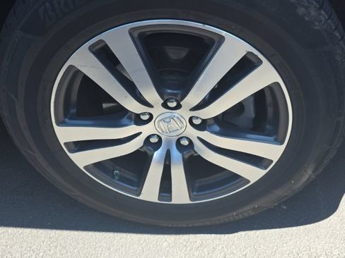 Used 2018 Honda Pilot EX image 3