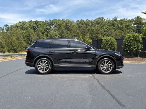 Used 2025 Lincoln Corsair FWD w/ Equipment Group 101A image 5
