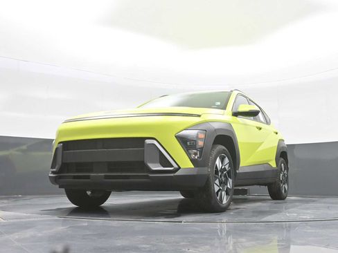 Used 2024 Hyundai Kona SEL w/ Convenience Package image 31