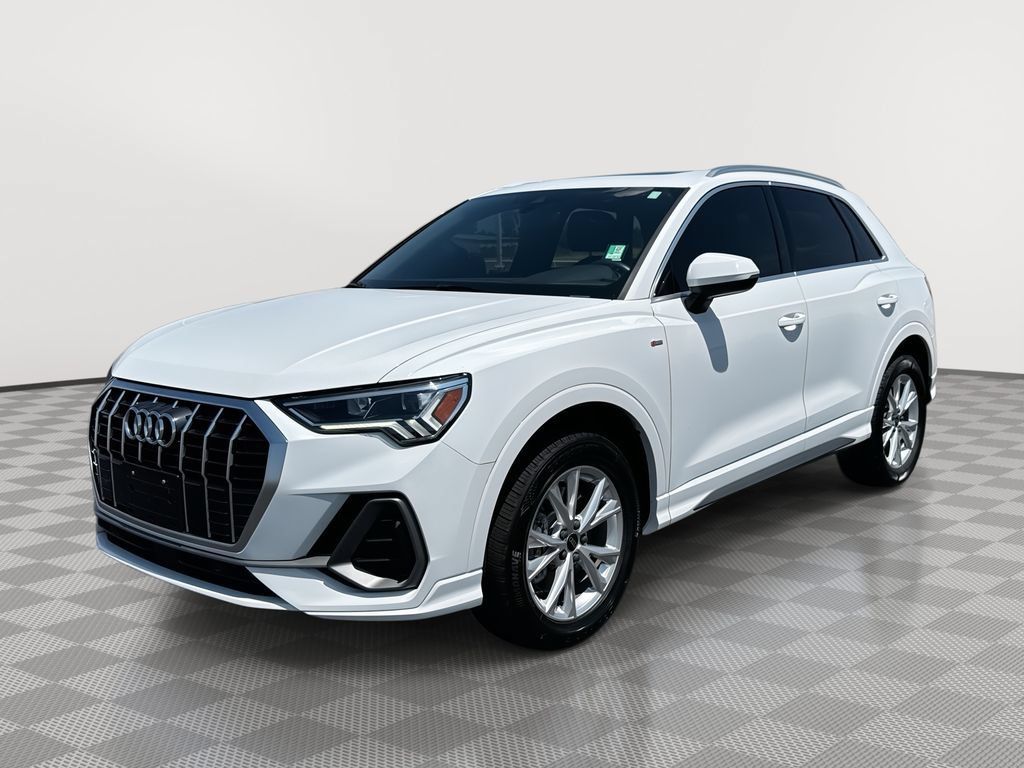Used 2025 Audi Q3 2.0T Premium AWD/4WD image 1