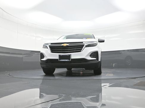 Used 2022 Chevrolet Equinox LS w/ LS Convenience Package image 10