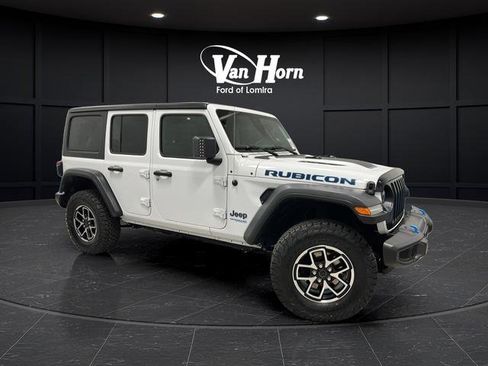 Used 2022 Jeep Wrangler Unlimited Rubicon 4xe w/ Safety Group AWD/4WD image 1