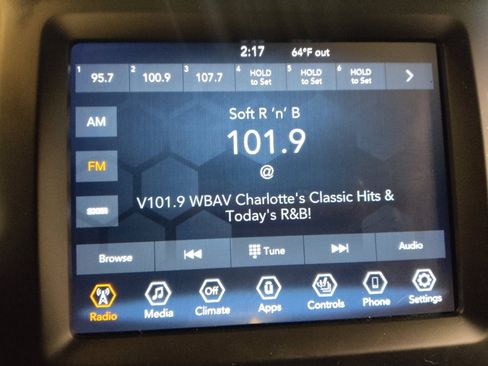 Used 2022 Jeep Cherokee Latitude image 25