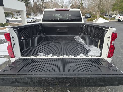 Certified 2025 Chevrolet Silverado 2500 LT w/ Convenience Package image 9