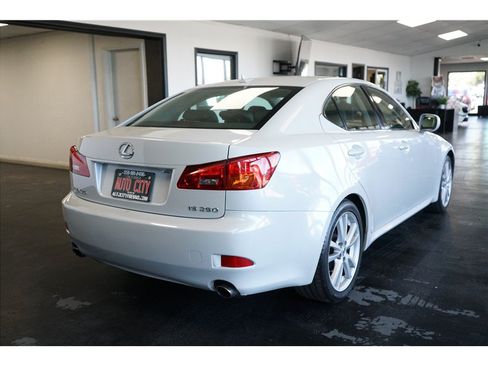 Used 2007 Lexus IS 250 RWD image 7
