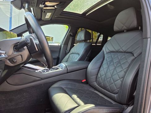Used 2025 BMW X6 xDrive40i AWD/4WD image 18