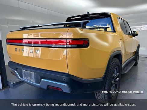 Used 2022 Rivian R1T Adventure image 6