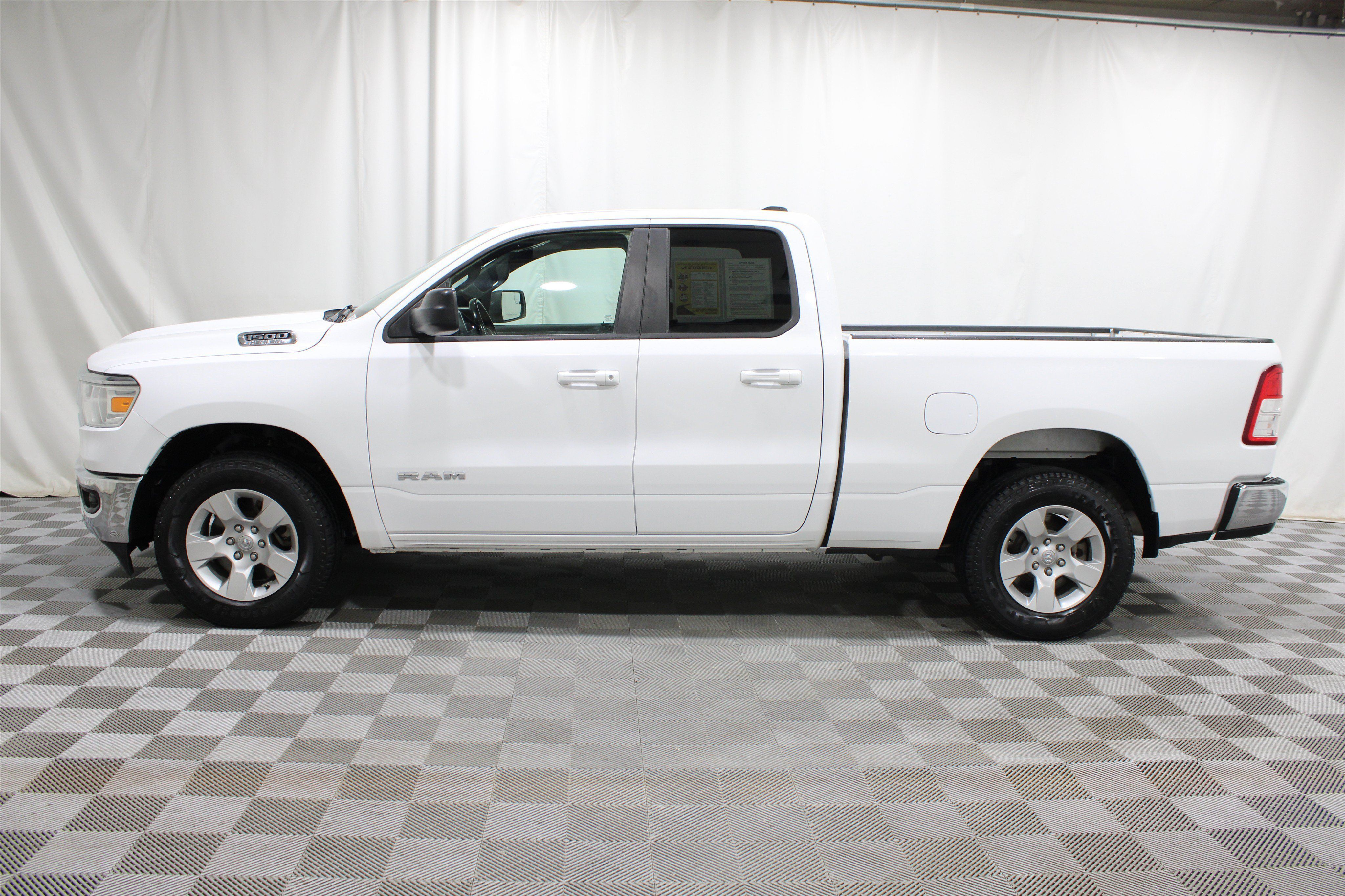 Used 2022 RAM 1500 Big Horn AWD/4WD image 30