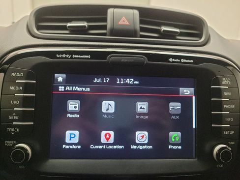 Used 2015 Kia Soul + FWD image 25