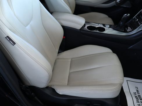 Used 2017 INFINITI Q60 3.0t w/ Premium Plus Package 3.0T image 37