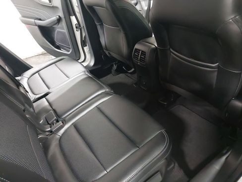 Used 2022 Ford Escape SEL image 11