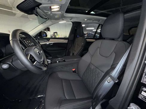 Used 2026 Volvo XC90 B6 Plus AWD/4WD image 2