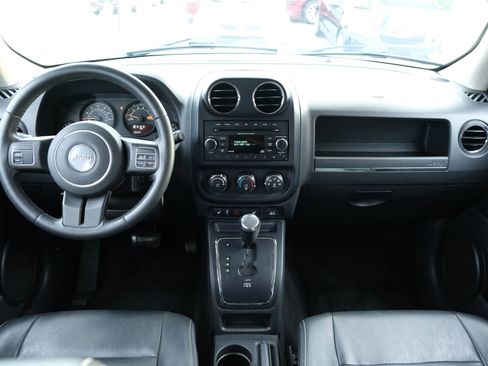 Used 2016 Jeep Patriot High Altitude image 23