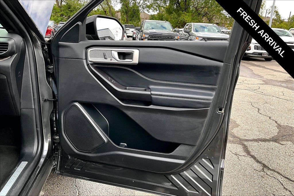 Used 2020 Ford Explorer Limited w/ Class III Trailer Tow Package AWD/4WD image 27