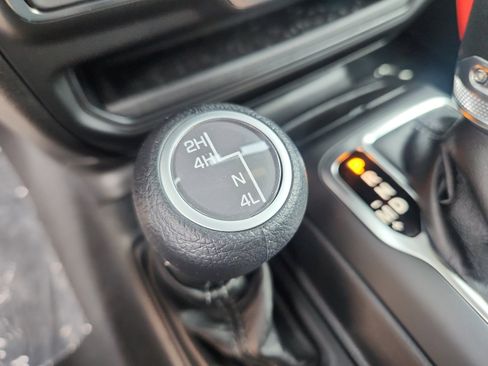 New 2025 Jeep Wrangler Sport S AWD/4WD image 32