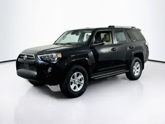 Used 2021 Toyota 4Runner SR5 Premium w/ Moonroof Package AWD/4WD video 1