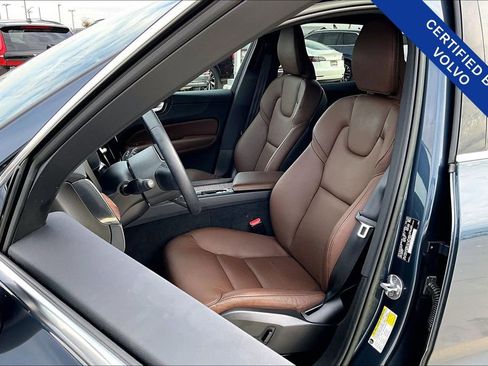 Certified 2023 Volvo XC60 B5 Plus w/ Protection Package Premier image 33