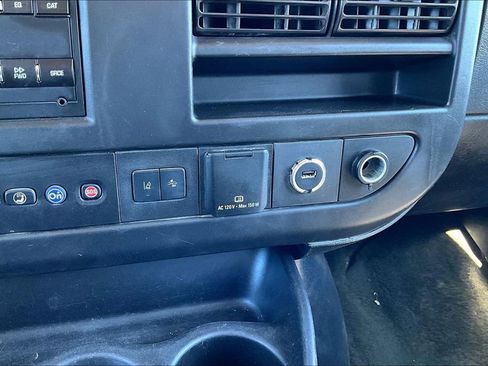 Used 2019 Chevrolet Express 3500 LT w/ LT Preferred Equipment Group image 32