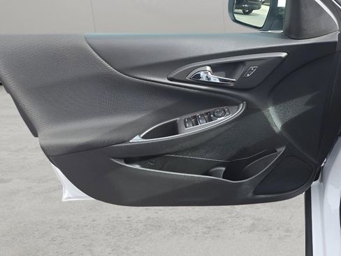 Used 2024 Chevrolet Malibu LS image 11