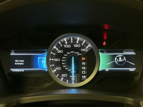 Used 2015 Ford Explorer XLT w/ Equipment Group 201B image 6