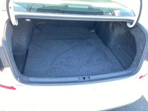 Used 2022 Volkswagen Passat 2.0T image 19