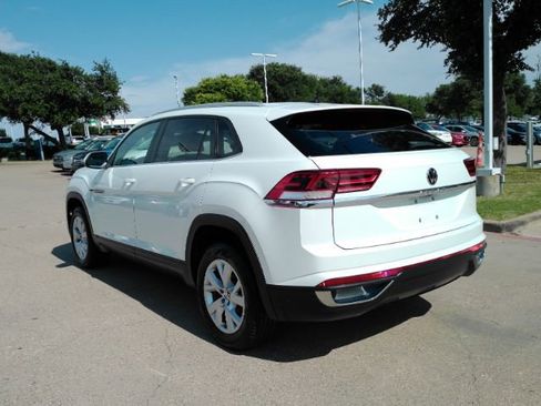 Used 2021 Volkswagen Atlas Cross Sport S FWD image 9