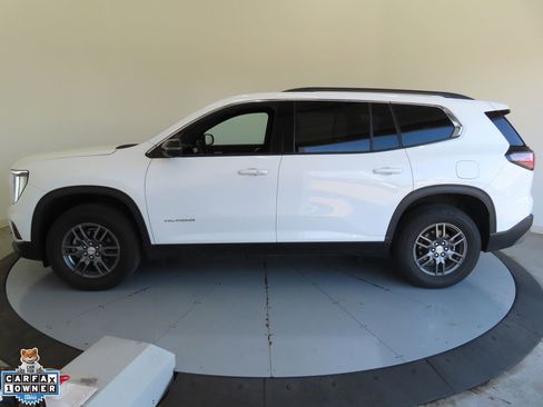 Used 2025 GMC Acadia Elevation FWD image 6