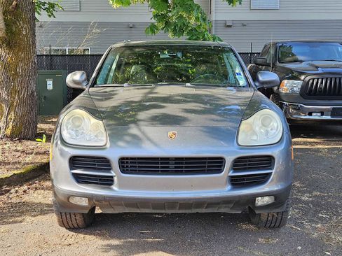 Used 2004 Porsche Cayenne S AWD/4WD image 7