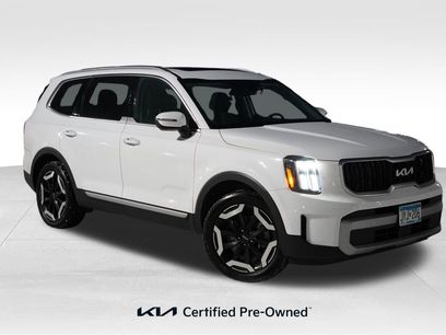 Certified 2023 Kia Telluride EX w/ EX Captain's Chair Package