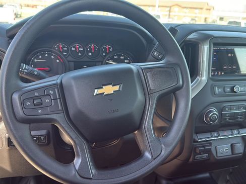 Used 2024 Chevrolet Silverado 3500 W/T image 18