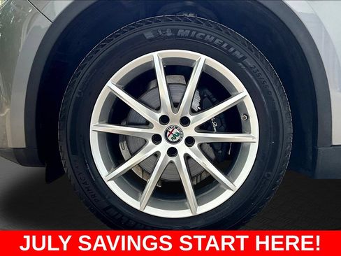 Used 2018 Alfa Romeo Stelvio Ti AWD/4WD image 41