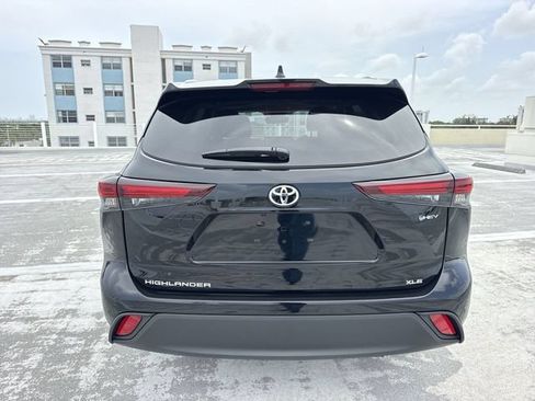 Used 2026 Toyota Highlander XLE AWD/4WD image 24