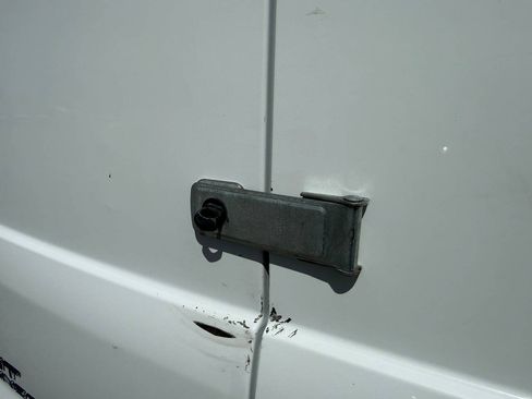 Used 2016 Ford Transit Connect XL FWD image 19