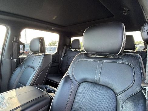 Used 2023 RAM 1500 Limited w/ Body Color Bumper Group AWD/4WD image 15